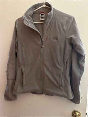 The North Face Women's Light Gray Full-Zip Fleece Jacket
